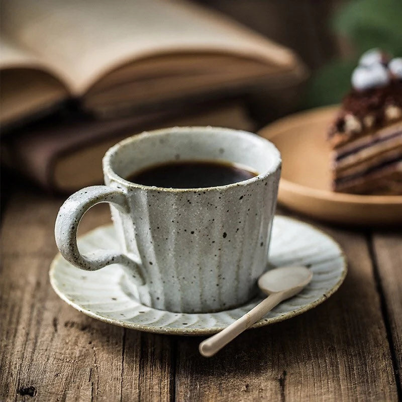 Vintage | Tasse mit Untersetzer